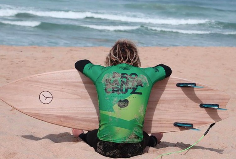 Surfboards and Palm Trees Kids Leak Proof Water Bottles with Push