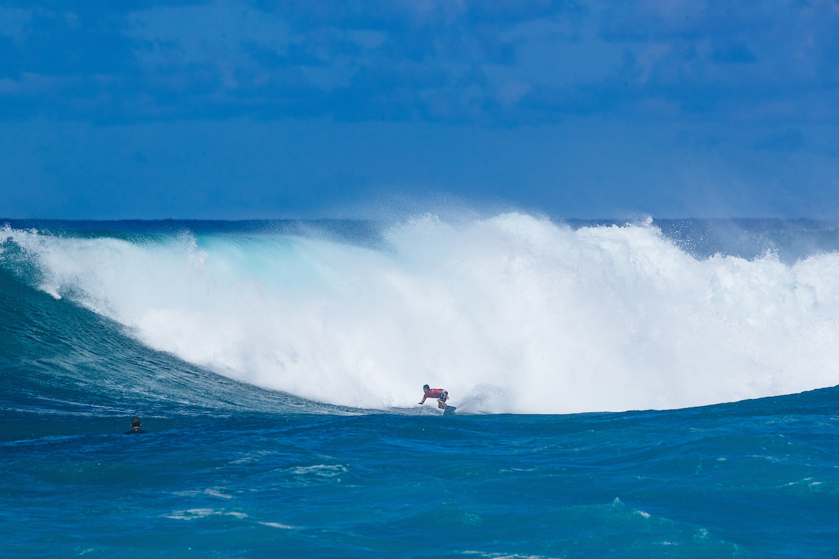 Hurley)( Pro Surfer Filipe Toledo Wins J-Bay with Near-Perfect Rides