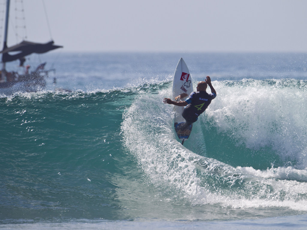 Slater at Trestles Surf Photos by ASP/Kirstin Sessions